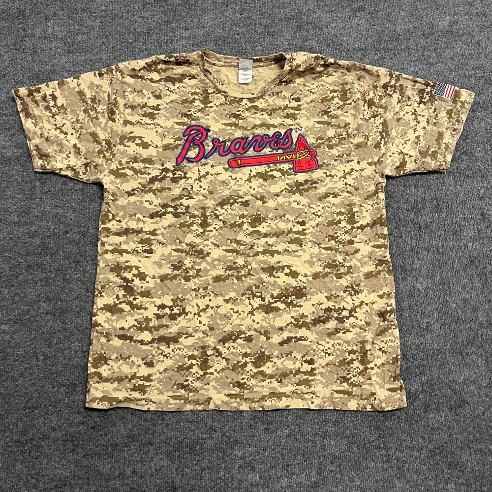 Atlanta Braves T-Shirt Mens Size XL Digital Camo Cotton Graphic Baseball Tee